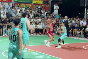 兄弟，就问你，这个裁判水平如何？